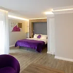 Plaza Design 4*