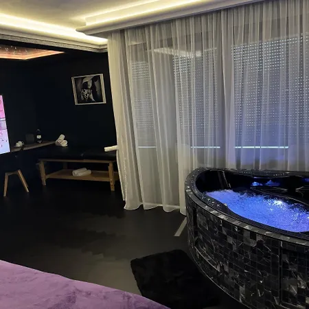 Design מלון 4*