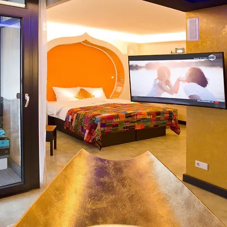 Plaza Design ホテル