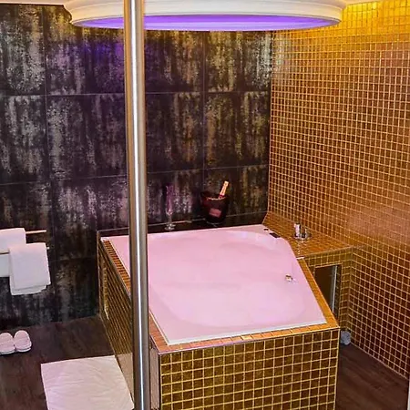 Plaza Design Hotel 4*