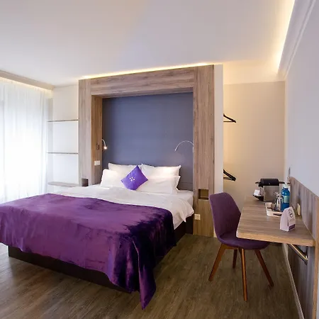 Plaza Design 4* דורטמונד