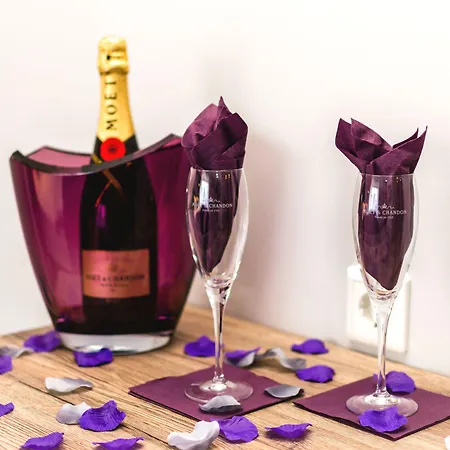 Plaza Design ホテル