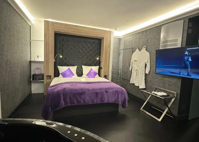 Hotel Plaza Design