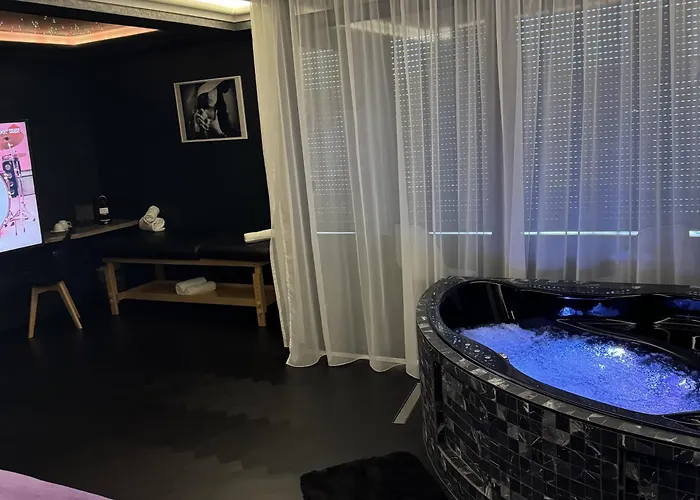 Plaza Design Hotel 4*