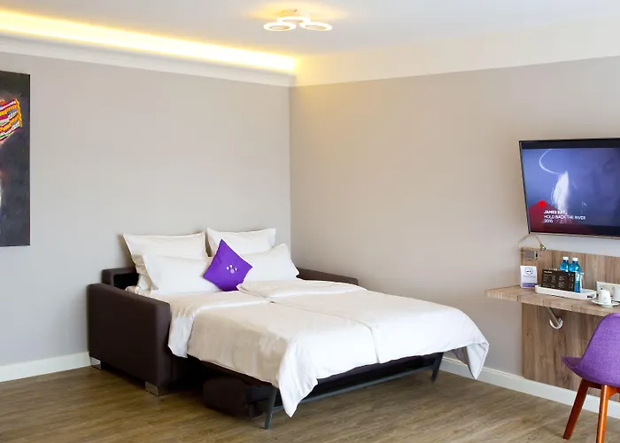 Ξενοδοχείο Plaza Design 4*