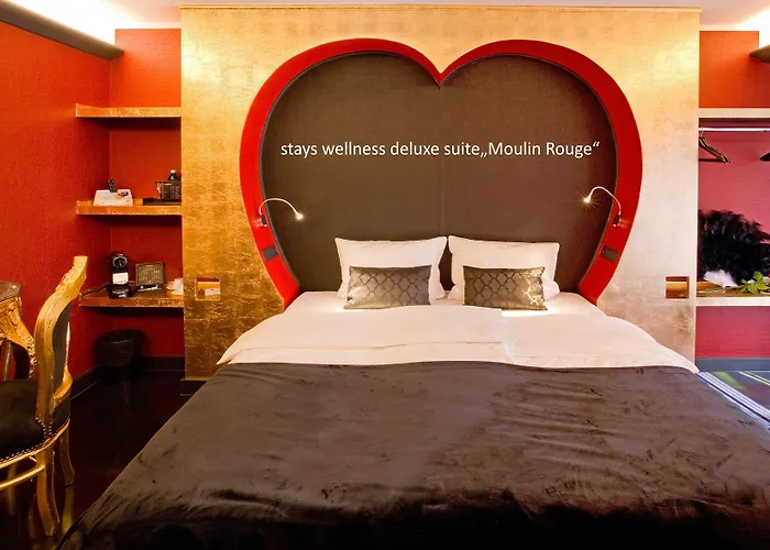 Hotel Plaza Design 4*